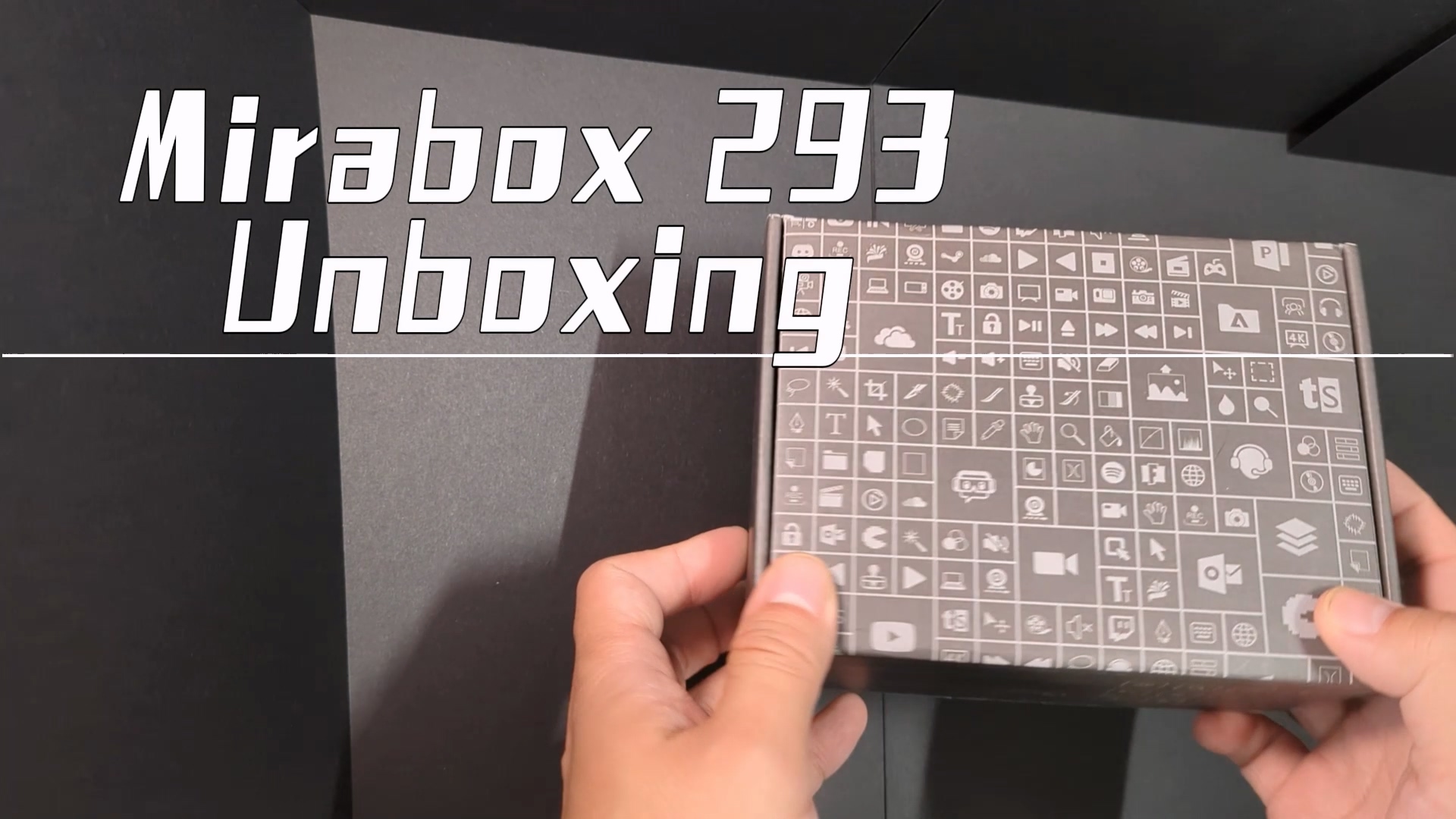MiraBox 293/293S Screened Keyboard Stream Dock Unboxing