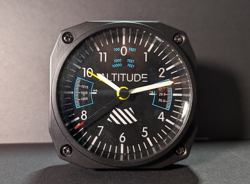 Aviation Theme Alarm Desk Clock Silence No Tick Sound